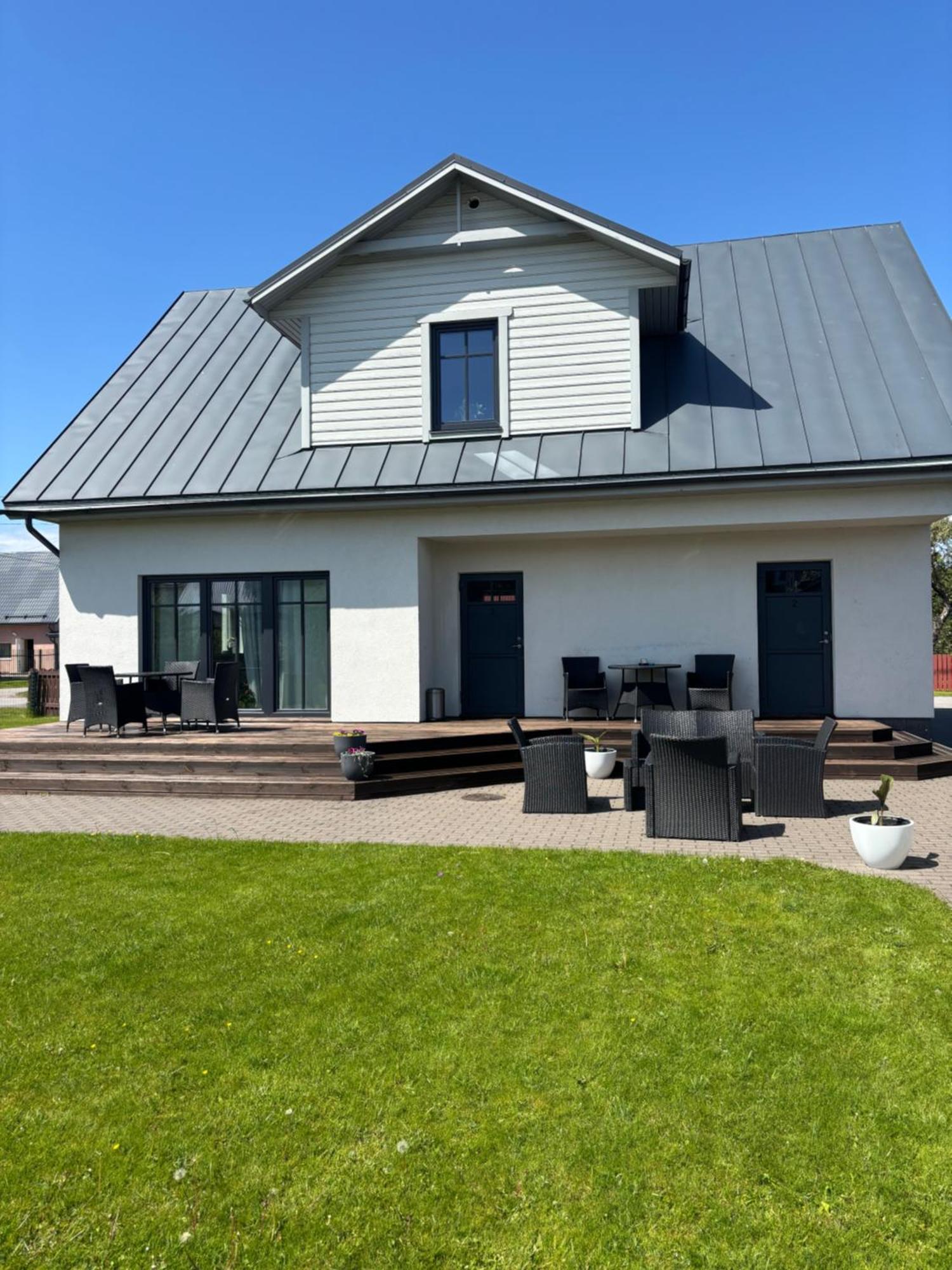 Paernu Lubja Apartments Eksteriør billede